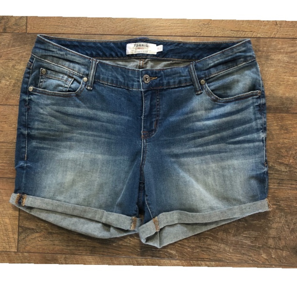 Torrid shorts NWOT